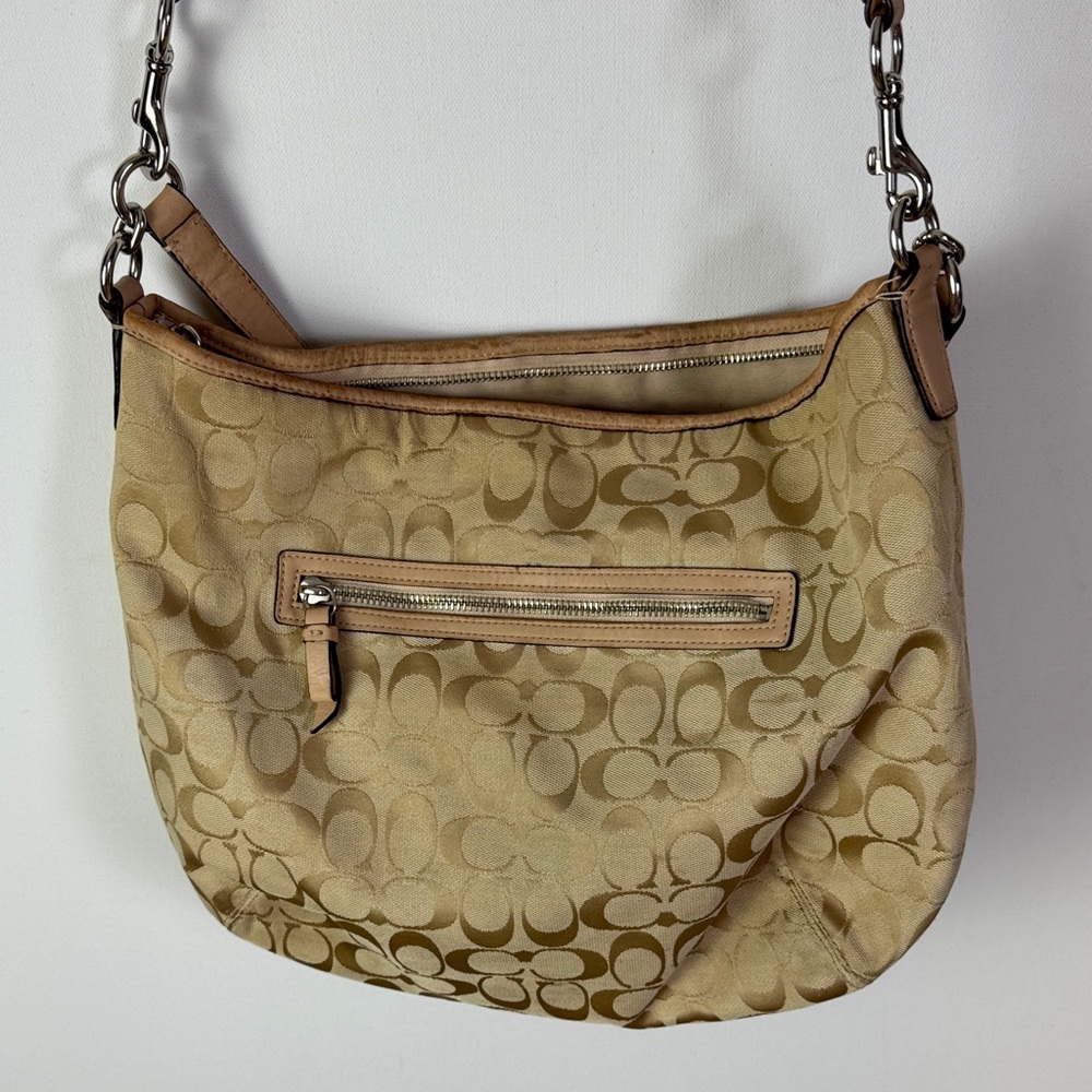 Coach Purse - Picture 6 of 7